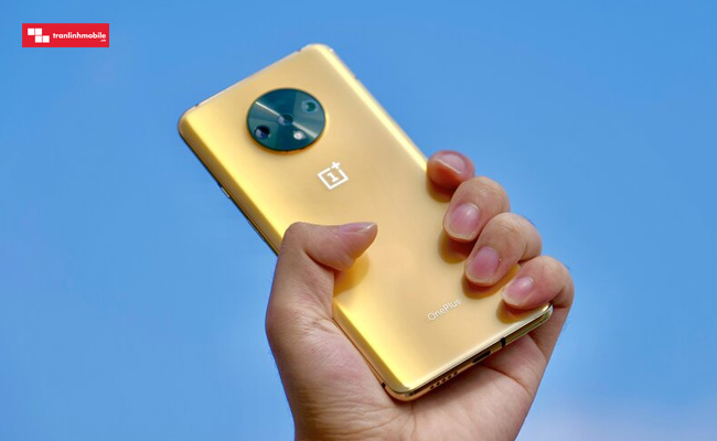 "U mê" với phiên bản Oneplus 7T vàng gold đẹp quý phái