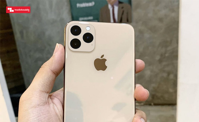 iPhone XI bất ngờ lộ diện với hình ảnh thực tế giống hệt lời đồn