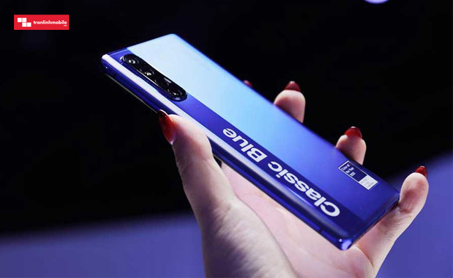 OPPO Reno3 Pro Pantone với màu Classic Blue