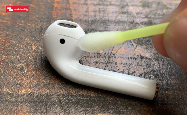 sửa lỗi tai nghe Airpods chỉ nghe được 1 bên