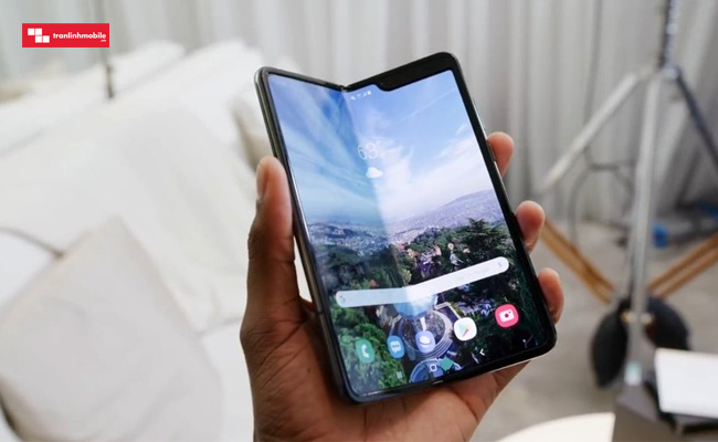 sửa galaxy fold với giá 600USD