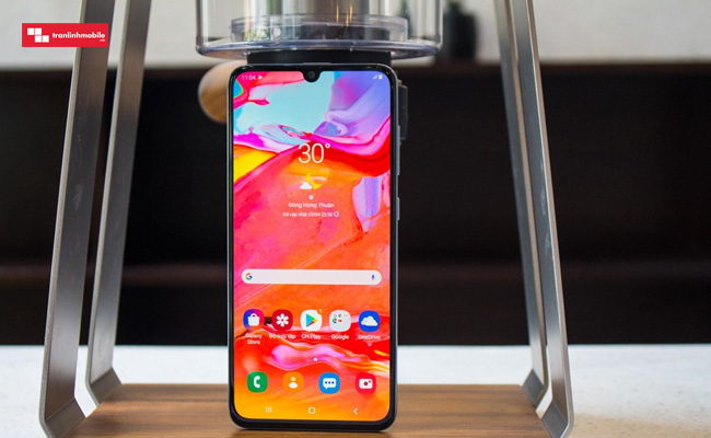 galaxy A70 có gì để xứng đáng với tầm giá 9 triệu