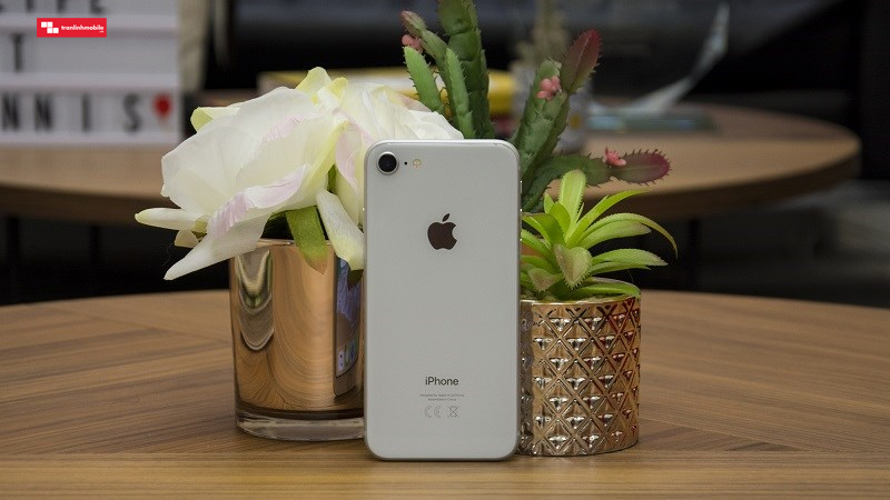 Apple làm mới iPhone 8